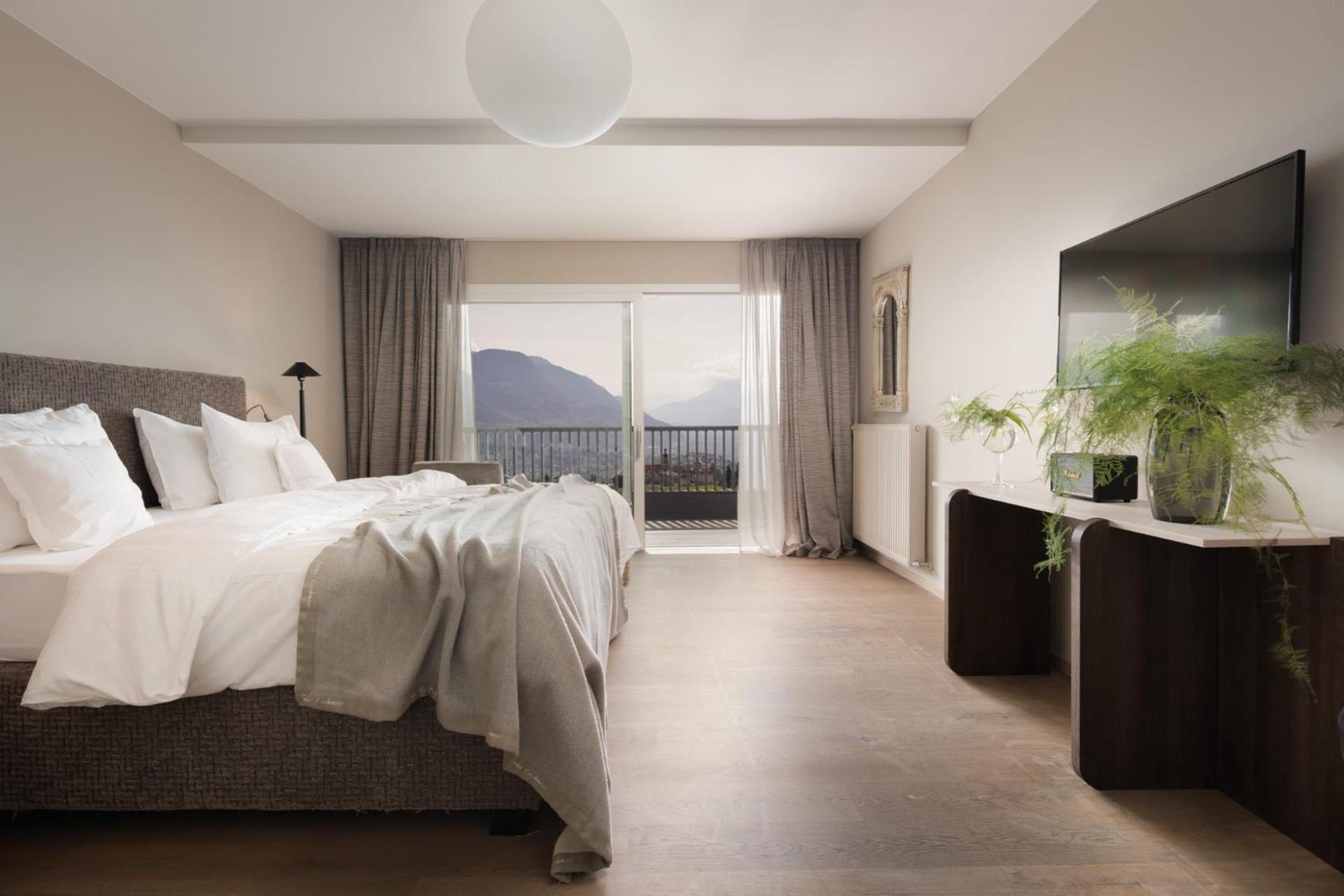 Hotel Kueglerhof Tirolo Ngoại thất bức ảnh