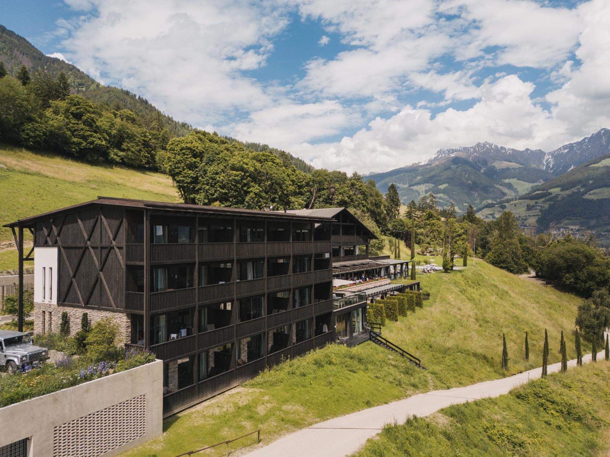 Hotel Kueglerhof Tirolo Ngoại thất bức ảnh